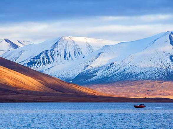 escale,Longyearbyen-Svalbard Et Île Jan Mayen_zoom,SJ,LYR,74164.jpg